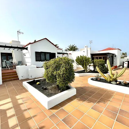 Appartement Bungalow Para Nudistas, Con Wifi Y Estupenda Vista La Piscina, A Pocos Metros De La Playa