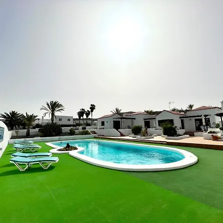 Appartement Bungalow Para Nudistas, Con Wifi Y Estupenda Vista La Piscina, A Pocos Metros De La Playa *