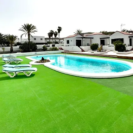 Bungalow Para Nudistas, Con Wifi Y Estupenda Vista La Piscina, A Pocos Metros De La Playa 公寓